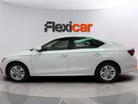 Usado Skoda Octavia Ambition 115 CV (84 kW) 2024 Blanco Berlina