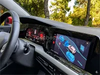 Usado VW Golf VIII Life 150 CV (110 kW) 2021 Rojo Berlina