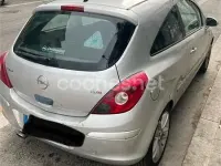 Usado Opel Corsa Sport 90 CV (66 kW) 2007 Gris / plata Utilitario
