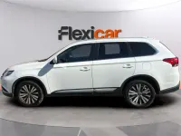 Usado Mitsubishi Outlander 150 CV (110 kW) 2019 Blanco SUV