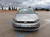 Usado VW Golf Sportsvan Advance 130 CV (95 kW) 2018 Gris / plata Monovolumen