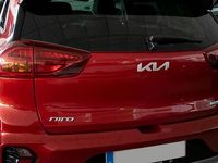 Usado Kia Niro 141 CV (103 kW) 2021 Runway red c rojoe SUV