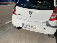Begagnad Dacia Sandero Lauréate 90 HK (66 kW) 2012 Vit Sedan