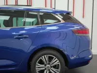 Usado Renault Mégane GrandTour Zen 116 CV (85 kW) 2021 Azul Familiar