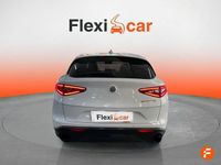 Usado Alfa Romeo Stelvio Sprint 160 CV (117 kW) 2022 Blanco SUV