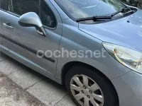 Usado Peugeot 207 Business-Line 75 CV (55 kW) 2011 Azul Berlina