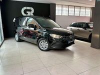 Usado Mercedes T180 116 CV (85 kW) 2023 Negro Monovolumen