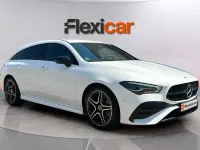 Usado Mercedes CLA200 Shooting Brake 163 CV (119 kW) 2024 Blanco Familiar