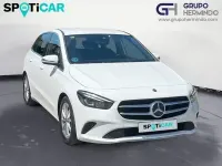 Usado Mercedes B180 Advantage 116 CV (85 kW) 2020 Blanco Utilitario