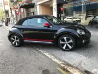Usado VW Beetle CLUB 150 CV (110 kW) 2015 Negro Utilitario