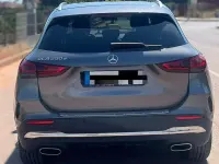 Usado Mercedes GLA250 218 CV (160 kW) 2023 Gris SUV