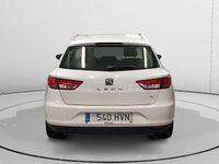 Usado Seat Leon Style 105 CV (77 kW) 2014 Blanco Familiar