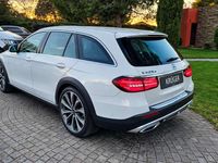 Usado Mercedes E220 194 CV (142 kW) 2018 Blanco Familiar