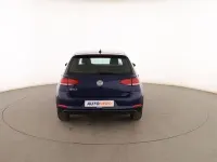 Usado VW Golf VII 116 CV (85 kW) 2019 Azul Berlina