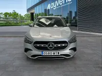 Usado Mercedes GLA200 150 CV (110 kW) 2024 Gris / plata SUV