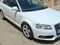 Usado Audi A3 Ambition 105 CV (77 kW) 2011 Blanco Utilitario