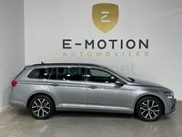 Usado VW Passat Executive 150 CV (110 kW) 2022 Gris / plata Familiar