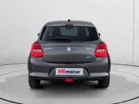Usado Suzuki Swift 83 CV (61 kW) 2023 Gris Utilitario