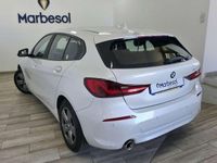 Usado BMW 118 140 CV (102 kW) 2020 Blanco Utilitario
