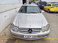 Usado Mercedes CLK270 Avantgarde 170 CV (125 kW) 2002 Gris / plata Coupe