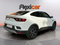 Usado Renault Arkana Zen 140 CV (102 kW) 2021 Blanco SUV