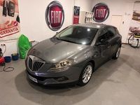 Usado Lancia Delta 165 CV (121 kW) 2010 Gris / plata Utilitario
