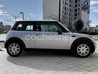 Usado Mini ONE 90 CV (66 kW) 2004 Gris / plata Utilitario