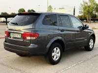 Usado SsangYong Kyron 141 CV (103 kW) 2010 Gris / plata SUV