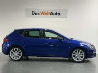 Usado Seat Leon FR 129 CV (94 kW) 2019 Azul Utilitario
