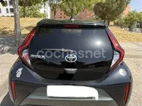 Usado Toyota Aygo X 72 CV (52 kW) 2023 Verde SUV