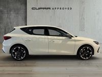 Käytetty Cupra Leon 150 HP (110 kW) 2025 Valkoinen Sedan