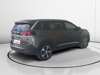 Usado Peugeot 5008 Allure 131 CV (96 kW) 2022 Gris / plata Monovolumen
