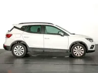 Usado Seat Arona Ecomotive 95 CV (69 kW) 2018 Blanco SUV