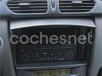 Usado Renault Laguna GrandTour Expression 120 CV (88 kW) 2002 Verde Familiar