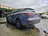 Usado Maserati Levante GranLusso 350 CV (257 kW) 2020 Gris SUV
