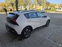 Usado Hyundai Bayon 84 CV (61 kW) 2022 Blanco SUV