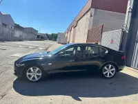 Usado Jaguar XE Pure 180 CV (132 kW) 2016 Negro Berlina