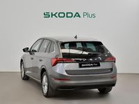 Usado Skoda Scala Selection 95 CV (69 kW) 2023 Gris Utilitario