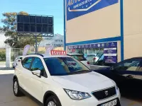 Usado Seat Arona Ecomotive 95 CV (69 kW) 2019 Blanco SUV