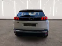 Usado Peugeot 3008 Allure 120 CV (88 kW) 2017 Blanco SUV