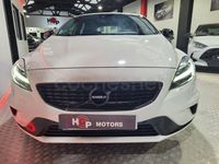 Usado Volvo V40 R-Design Momentum 152 CV (111 kW) 2018 Blanco Berlina