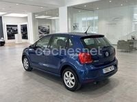 Käytetty VW Polo 75 HP (55 kW) 2012 Sininen Viistoperä