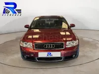 Usado Audi A4 163 CV (119 kW) 2004 Rojo Familiar
