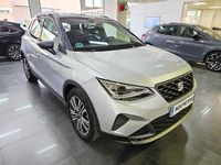 Usado Seat Arona FR 115 CV (84 kW) 2024 Gris / plata SUV
