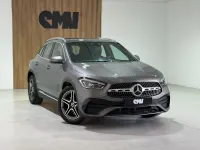 Usado Mercedes GLA200 163 CV (119 kW) 2020 Gris SUV