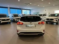Usado Ford Focus Active 120 CV (88 kW) 2021 Blanco Berlina