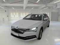 Occasion Skoda Superb Style 217 PK (159 kW) 2021 Wit Stationwagen