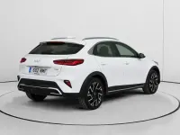 Usado Kia XCeed 141 CV (103 kW) 2023 Blanco SUV