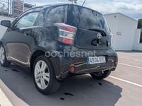 Usado Toyota iQ 99 CV (72 kW) 2010 Negro Utilitario