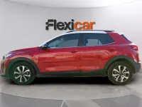 Usado Kia Stonic 101 CV (74 kW) 2021 Rojo SUV